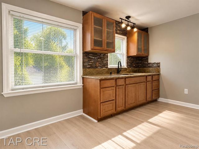 19762 Shiawassee Drive, Detroit, MI 48219