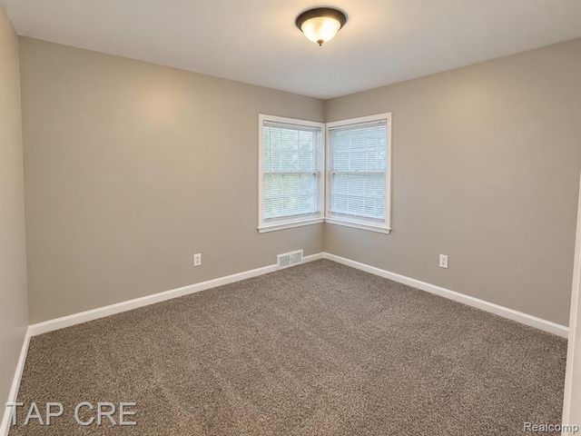 19762 Shiawassee Drive, Detroit, MI 48219