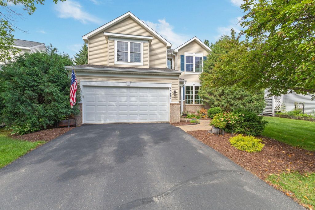 14290 Flora Way, Apple Valley, MN 55124 — photo 2