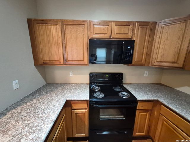 6310 Attucks Lane, San Antonio, TX 78238