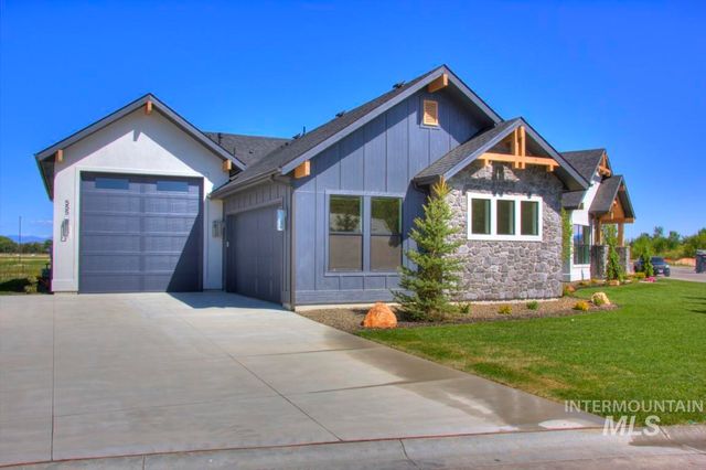 555 Century Ave, Middleton, ID 83644