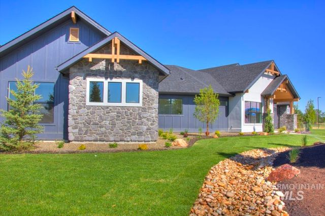 555 Century Ave, Middleton, ID 83644