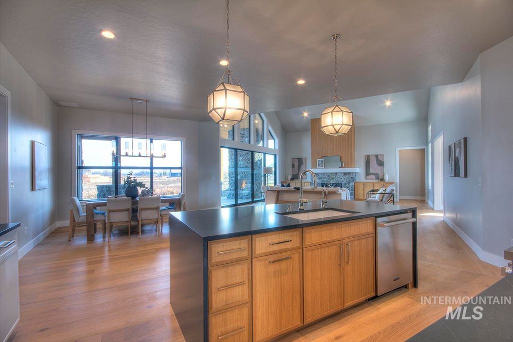 555 Century Ave, Middleton, ID 83644 photo 22