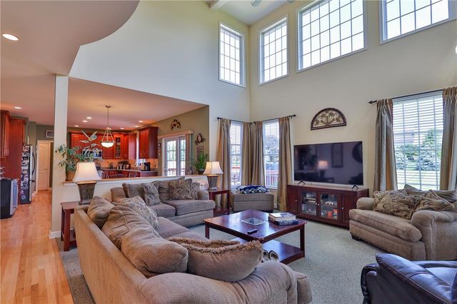351 Manor Drive, Lower Nazareth Twp, PA 18064