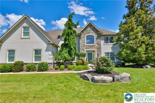 351 Manor Drive, Lower Nazareth Twp, PA 18064