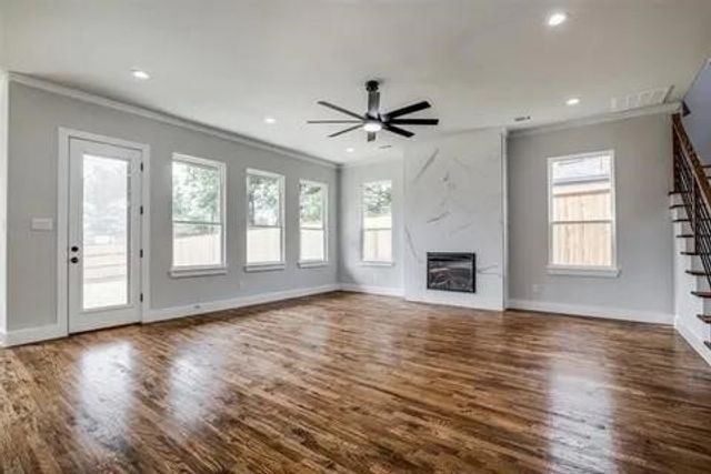 1702 Seevers Avenue, Dallas, TX 75216