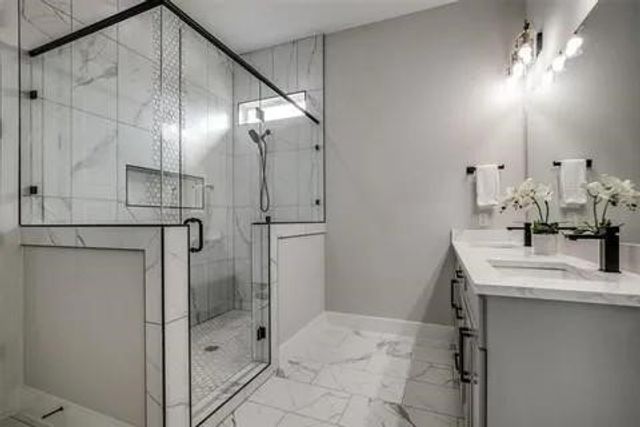 1702 Seevers Avenue, Dallas, TX 75216