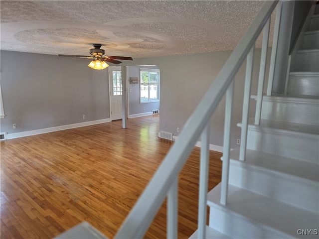 5937 Lakeshore Road, Cicero, NY 13039