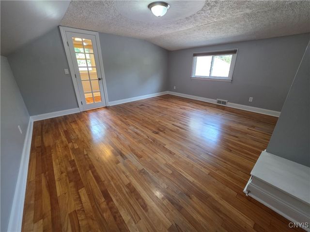 5937 Lakeshore Road, Cicero, NY 13039