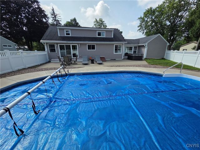 5937 Lakeshore Road, Cicero, NY 13039