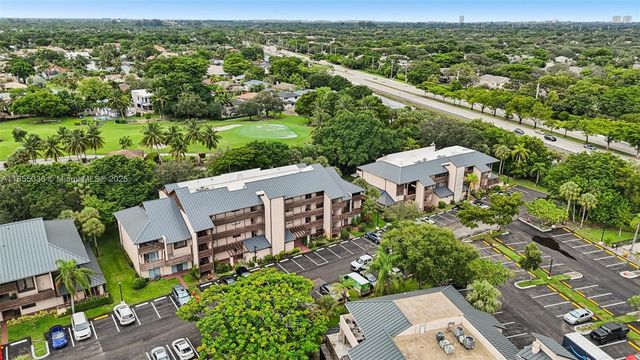 121 SW 96th Ter 205, Plantation, FL 33324