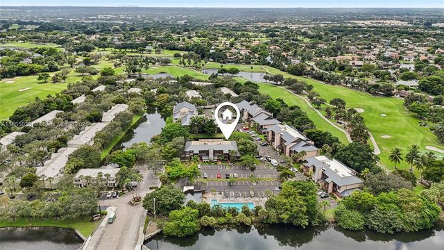 121 SW 96th Ter 205, Plantation, FL 33324