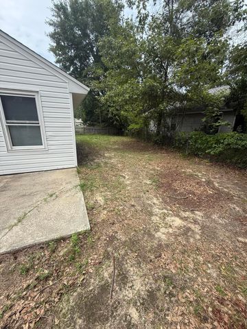 300 Macgregor Drive, Summerville, SC 29486