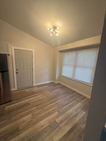 300 Macgregor Drive, Summerville, SC 29486