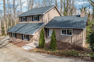 212 Riverside Drive, Morganton, NC 28655