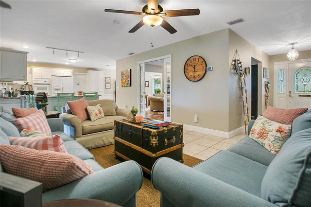 726 ALBERTSON PLACE, Orlando, FL 32806