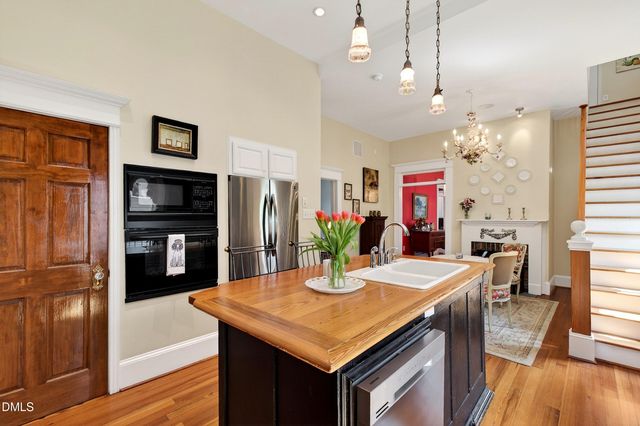 225 Elm Street, Raleigh, NC 27601