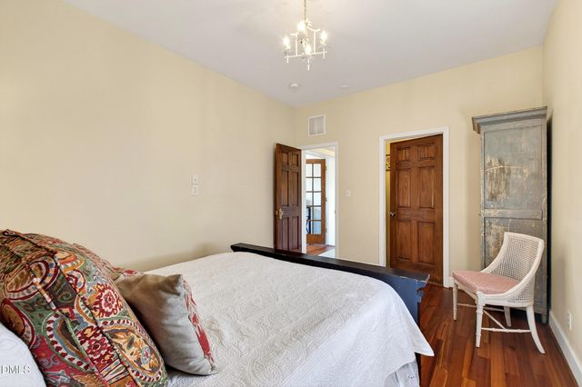 225 Elm Street, Raleigh, NC 27601