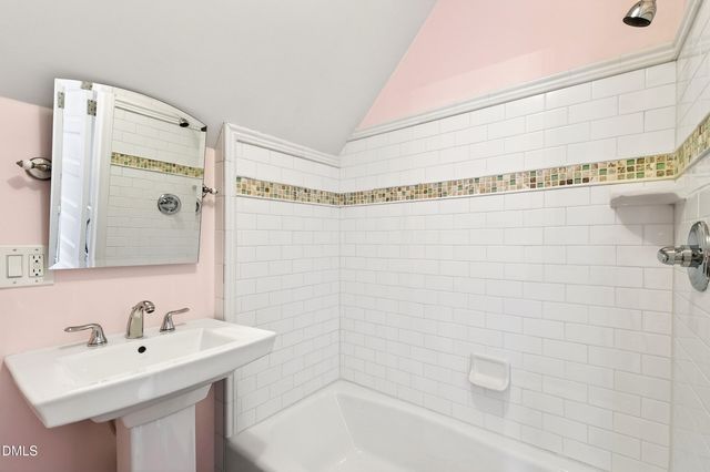 225 Elm Street, Raleigh, NC 27601