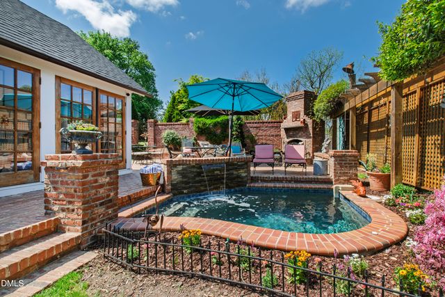 225 Elm Street, Raleigh, NC 27601