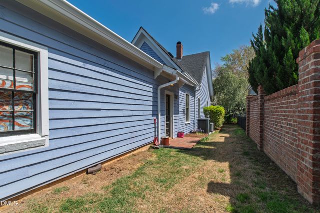 225 Elm Street, Raleigh, NC 27601