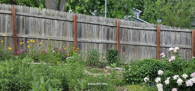 8523 N Crawford Avenue, Kansas City, MO 64153