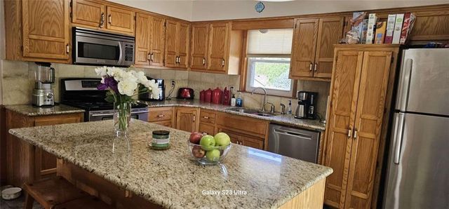 8523 N Crawford Avenue, Kansas City, MO 64153