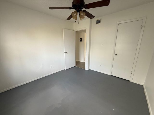 6715 Woodhue DR, Austin, TX 78745