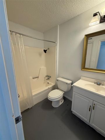 6715 Woodhue DR, Austin, TX 78745