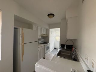 6715 Woodhue DR, Austin, TX 78745