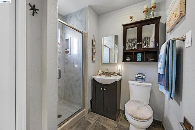 25483 Lindenwood Way, Hayward, CA 94545