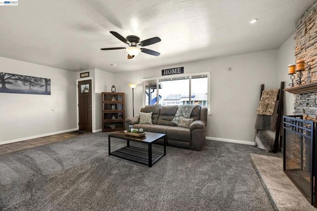 25483 Lindenwood Way, Hayward, CA 94545