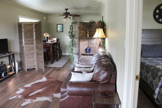 2307 N Hayes Avenue, Fresno, CA 93723