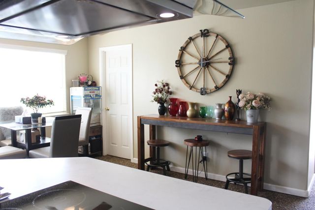 2307 N Hayes Avenue, Fresno, CA 93723
