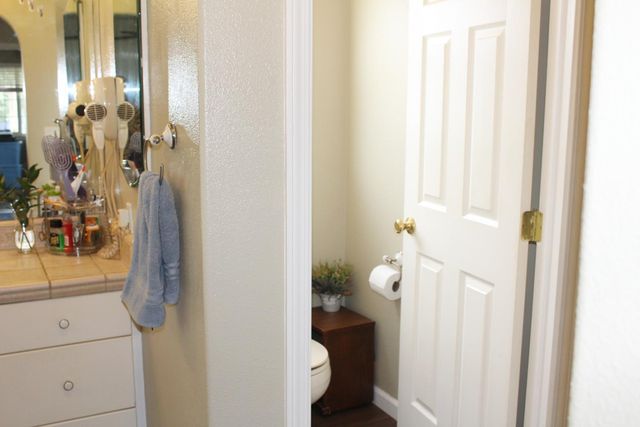 2307 N Hayes Avenue, Fresno, CA 93723