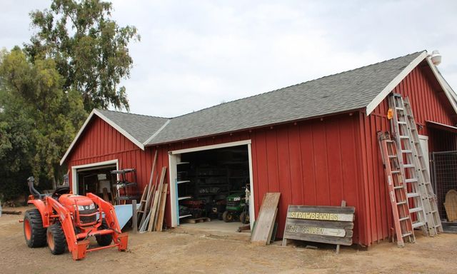 2307 N Hayes Avenue, Fresno, CA 93723