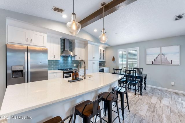 1170 19TH Street N, Jacksonville Beach, FL 32250