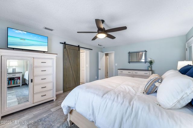 1170 19TH Street N, Jacksonville Beach, FL 32250