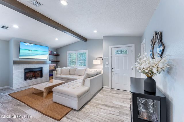 1170 19TH Street N, Jacksonville Beach, FL 32250