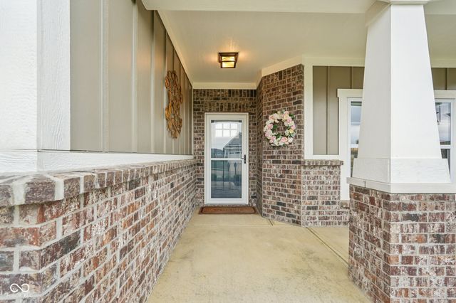 1569 Leisure Way, Greenfield, IN 46140