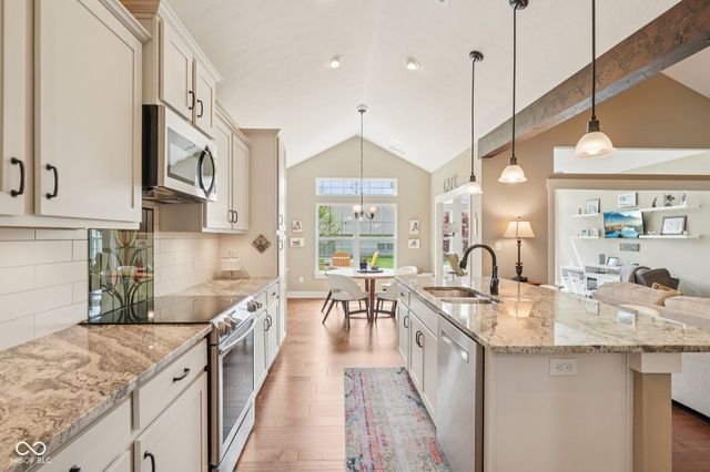 1569 Leisure Way, Greenfield, IN 46140