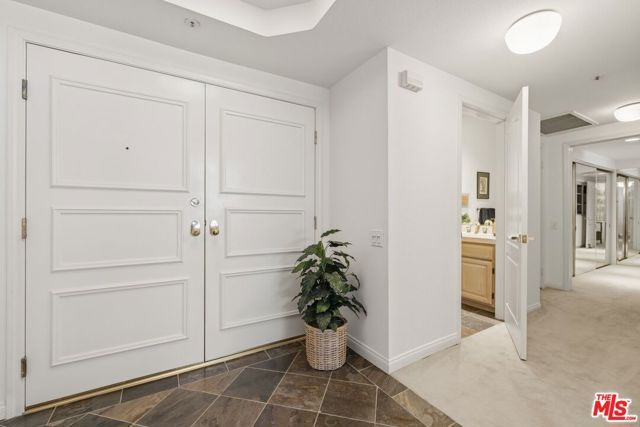 4235 Mary Ellen Avenue 303, Los Angeles, CA 91604