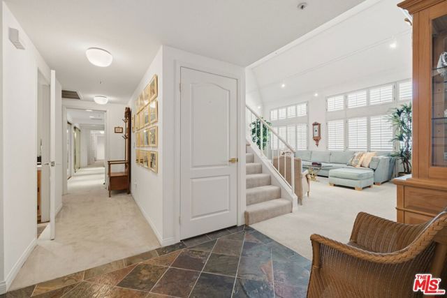 4235 Mary Ellen Avenue 303, Los Angeles, CA 91604