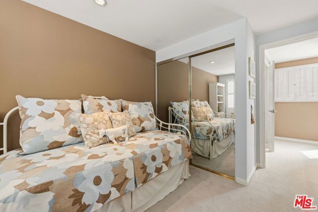 4235 Mary Ellen Avenue 303, Los Angeles, CA 91604