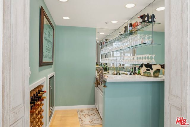 4235 Mary Ellen Avenue 303, Los Angeles, CA 91604