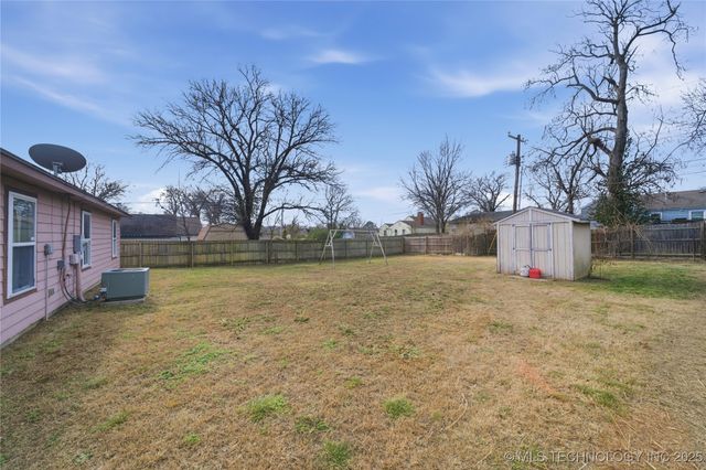 1643 S Oak Avenue, Bartlesville, OK 74003