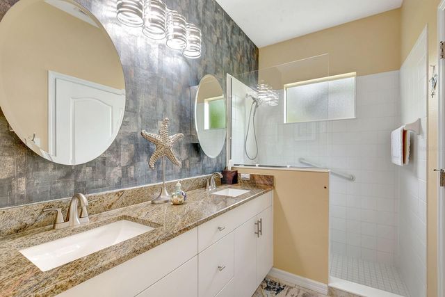 5007 BOSTON COMMON GLEN, Bradenton, FL 34211