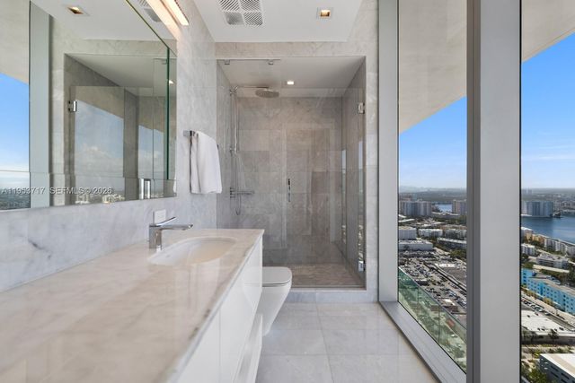 18501 Collins Avenue 3704, Sunny Isles Beach, FL 33160