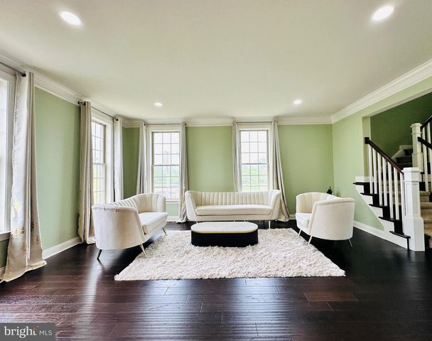 22611 WINDSOR LOCKS SQ, Ashburn, VA 20148