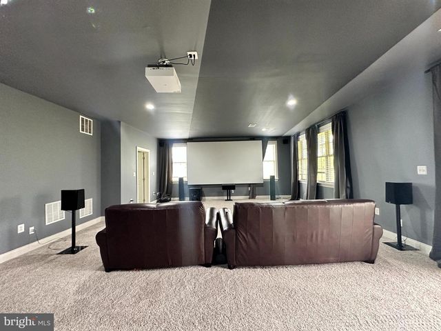 22611 WINDSOR LOCKS SQ, Ashburn, VA 20148
